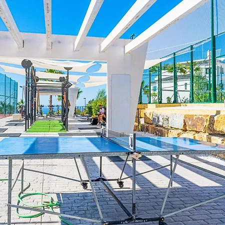 Awesome In W/ Wifi, Heated Swimming Pool And 3 Bedrooms * Estepona