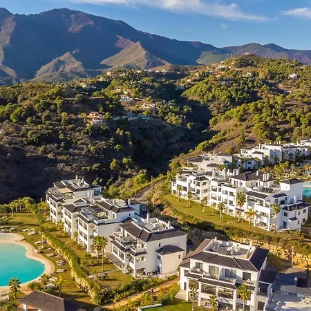 Apartment Awesome In W/ Wifi, Heated Swimming Pool And 3 Bedrooms *